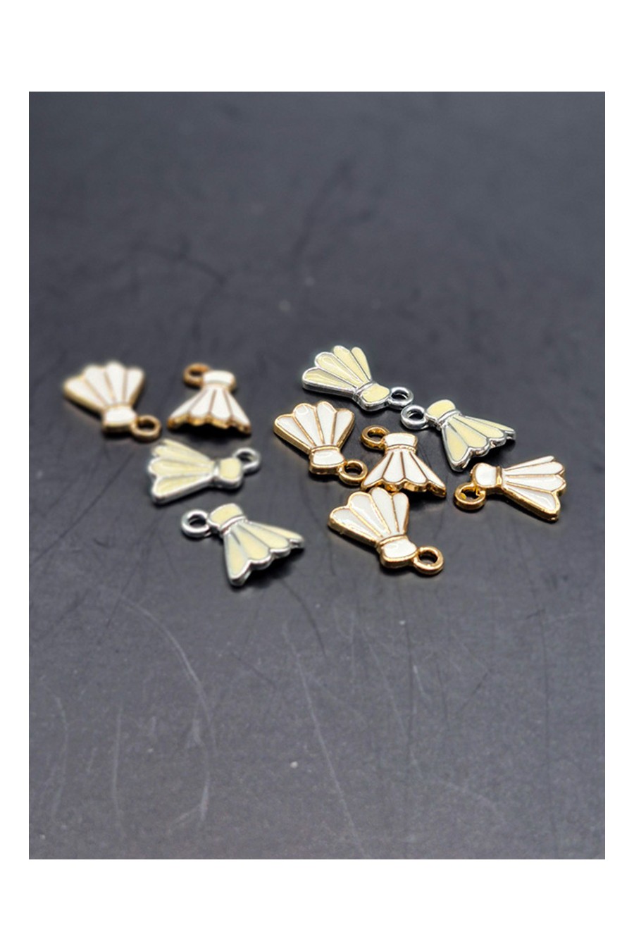 Charms volant blanc/or